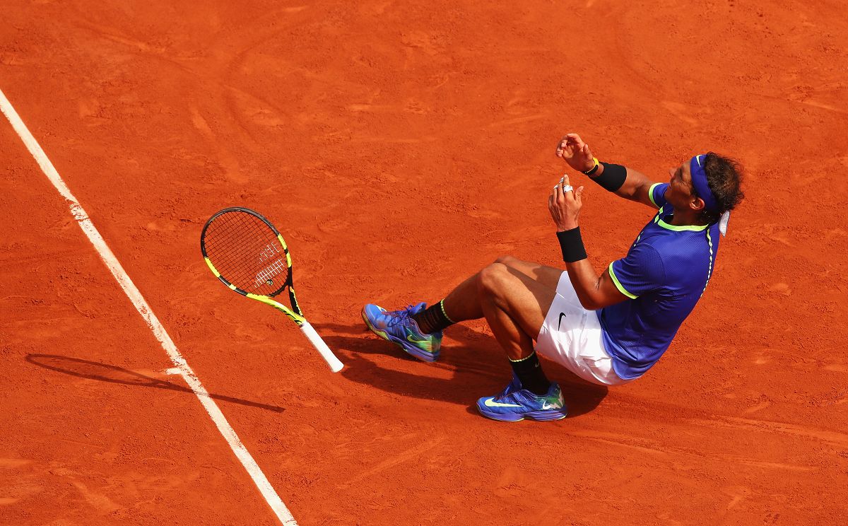 纳达尔迎来十五赛季高光表现，快船球迷沸腾！